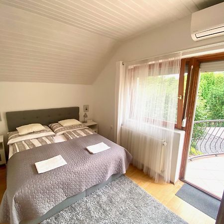 Do-Ti Apartmanház Balatonlelle Exterior foto